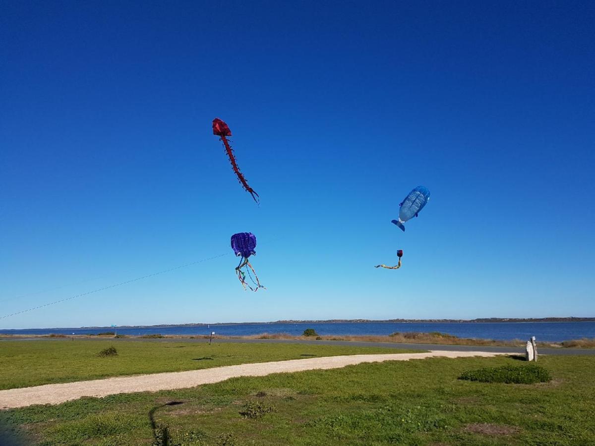 Coorong Cabins Meningie Εξωτερικό φωτογραφία